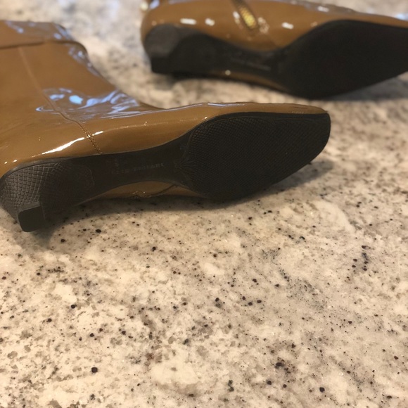 Eli’s Tahari booties - Picture 4 of 4